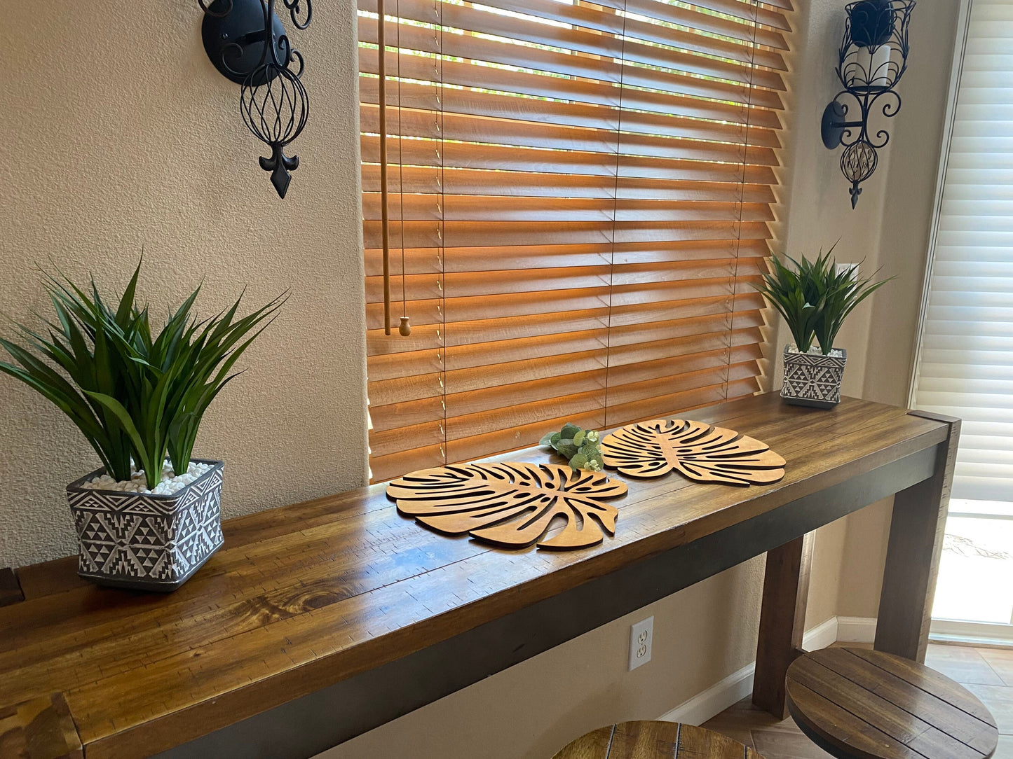 Wooden Charger Plate | Monstera Coasters | Unique Wooden Dining Gift | Monstera Charger Plates